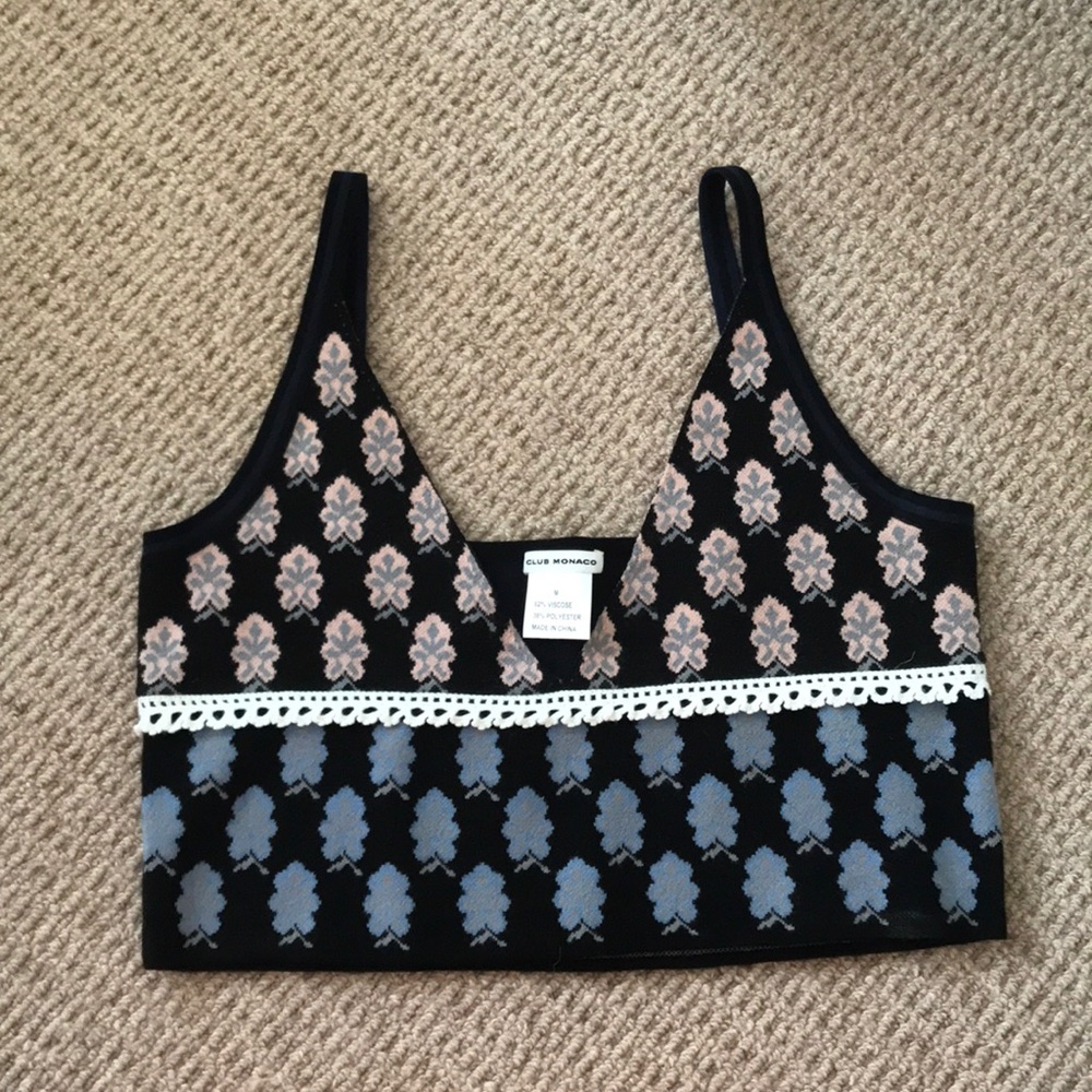 CLUB MONACO- Crop Top